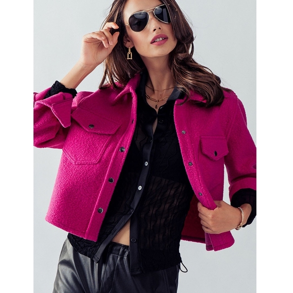 Magenta Curly Sherpa Cropped Shacket - Picture 2 of 9